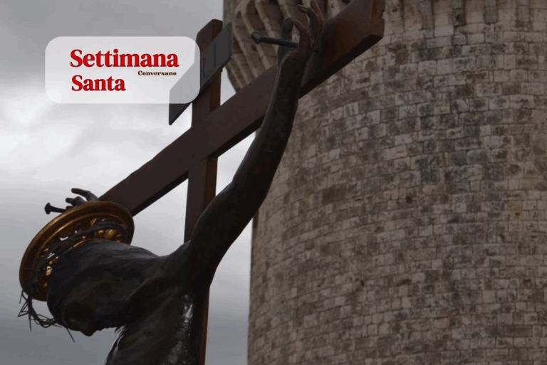 Settimana Santa a Conversano: riti, emozioni e spiritualità collettiva